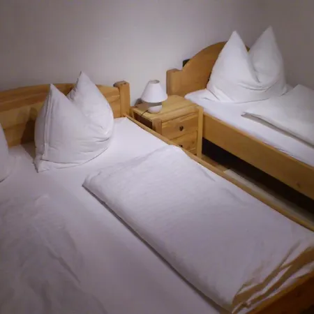 Haus Alex * 아첸키르흐